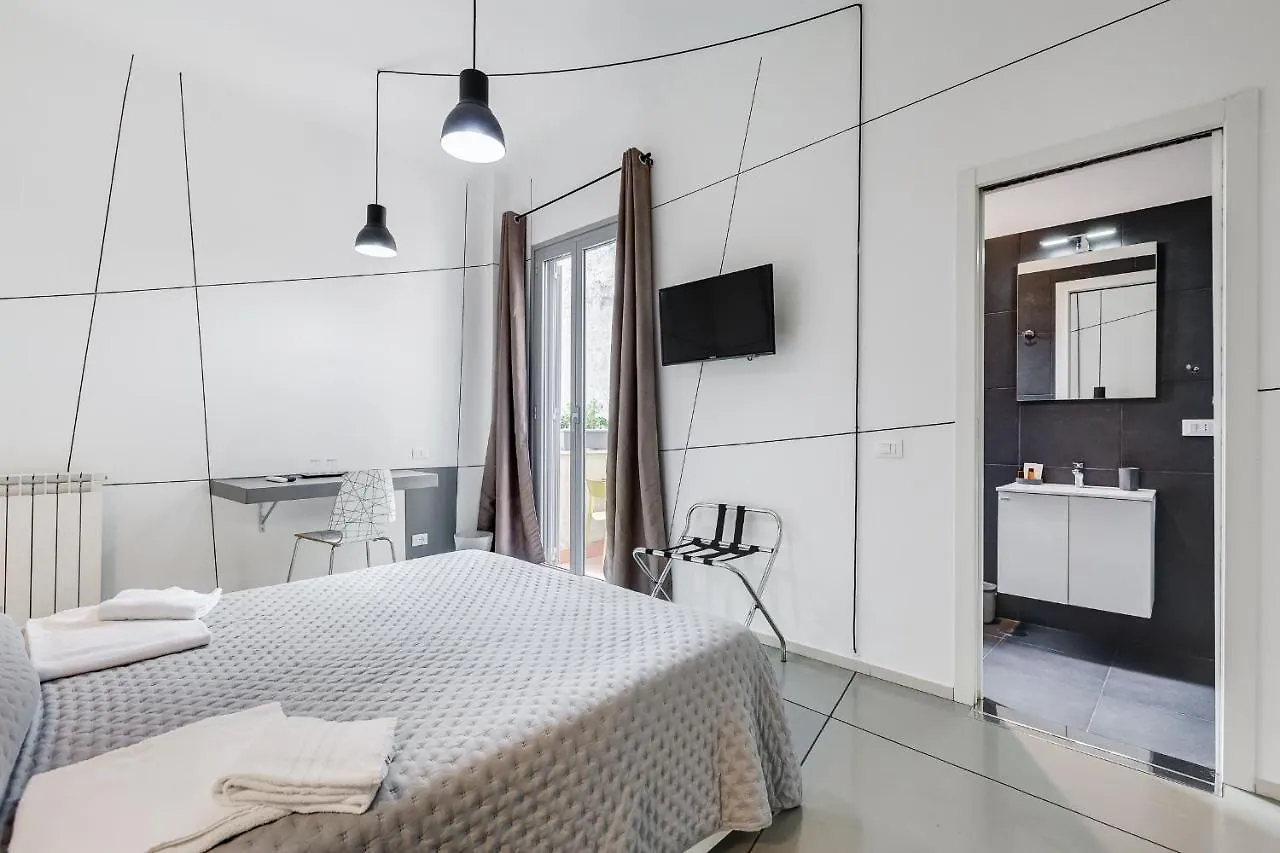 The Upper Suites Roma 3*,  Italia